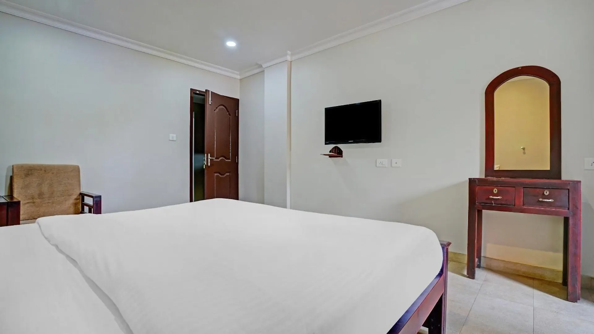 Hotel O Metro Residency Kumbalam 2*,  インド