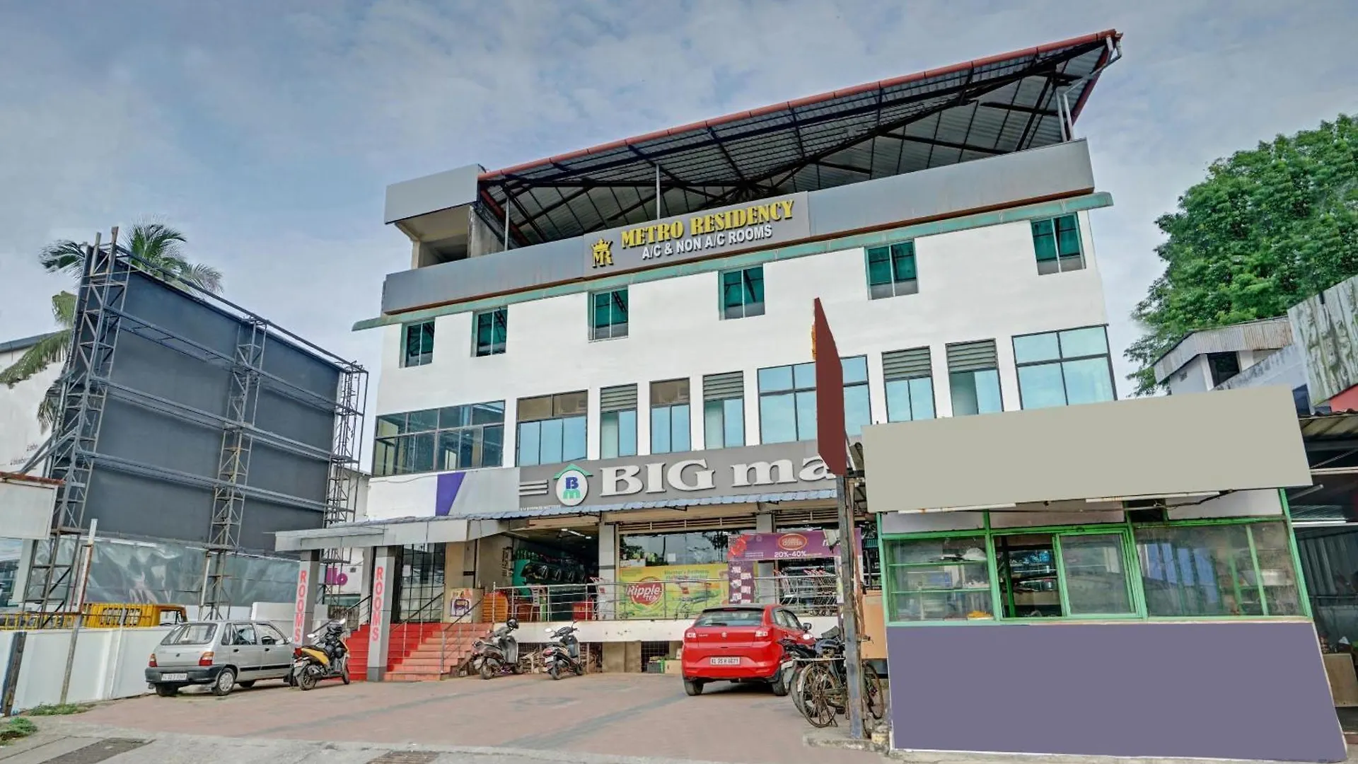 Hotel O Metro Residency Kumbalam Indie