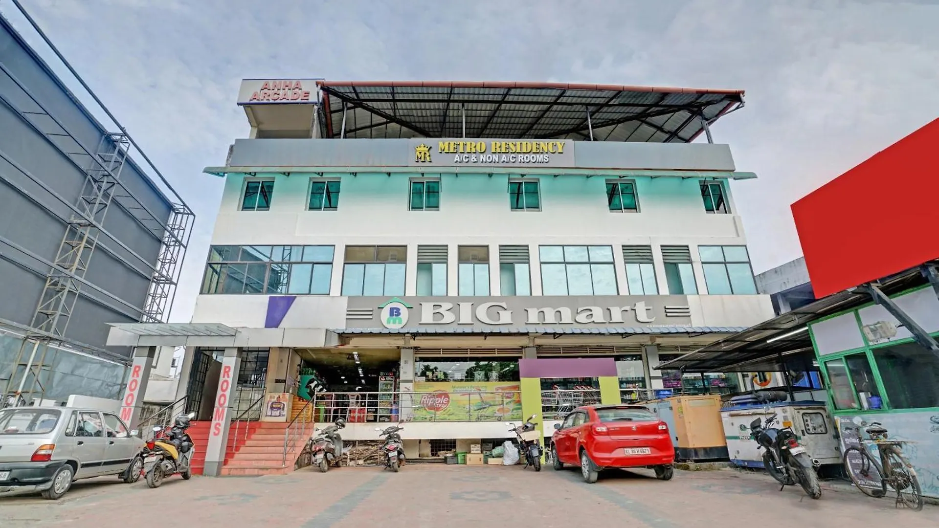Hotel O Metro Residency Kumbalam