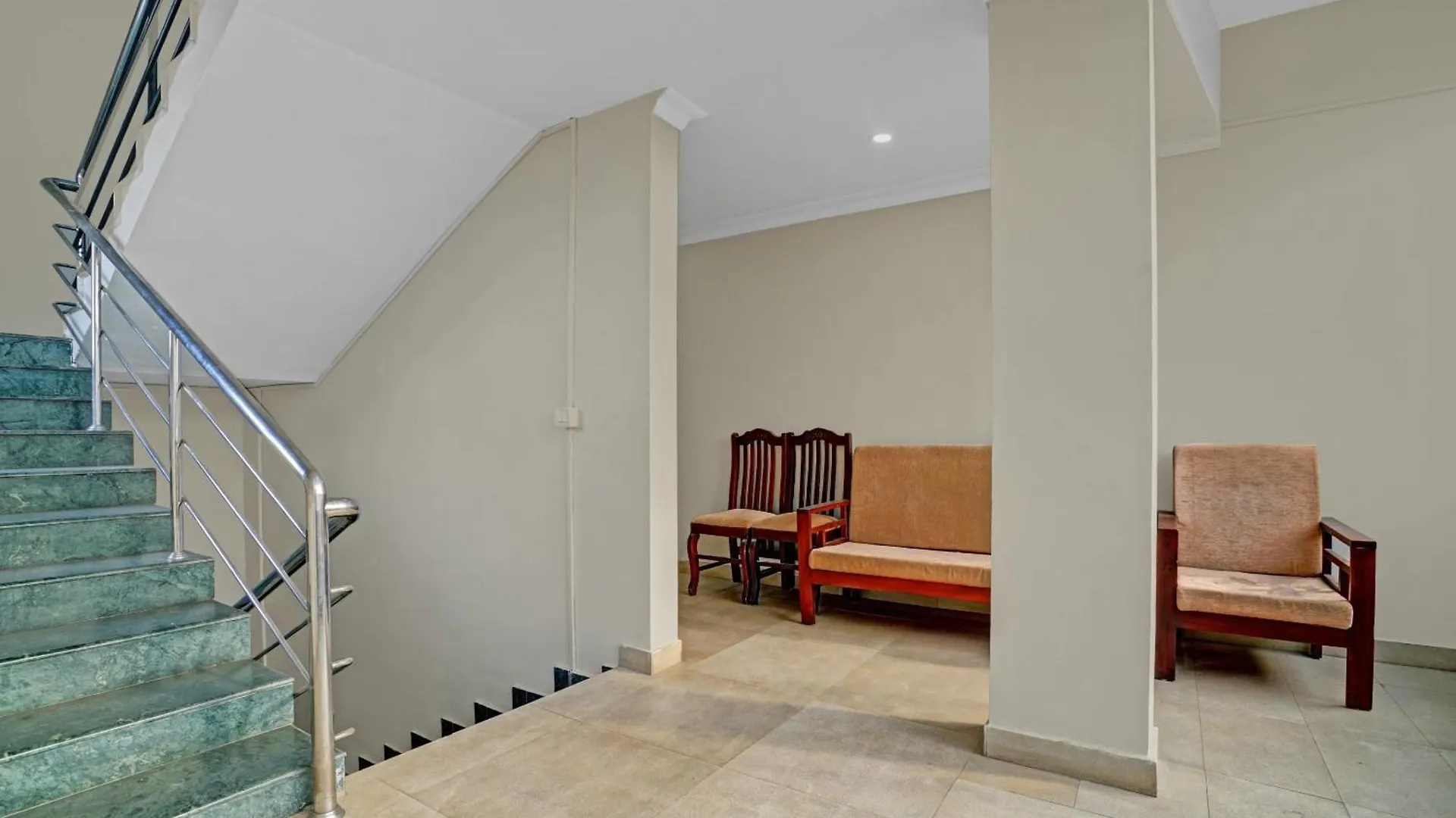 Hotel O Metro Residency Kumbalam